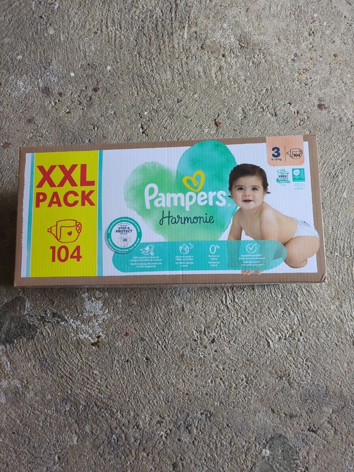 Maxi pack de couches Pampers Harmonie taille 3