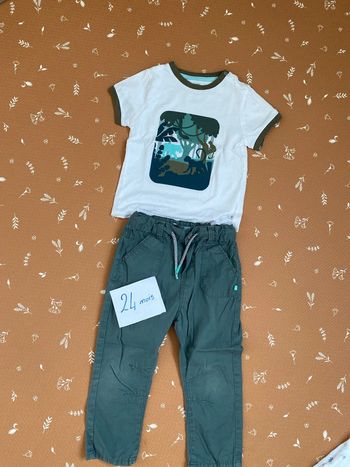 Ensemble teeshirt + pantalon léger 23 mois