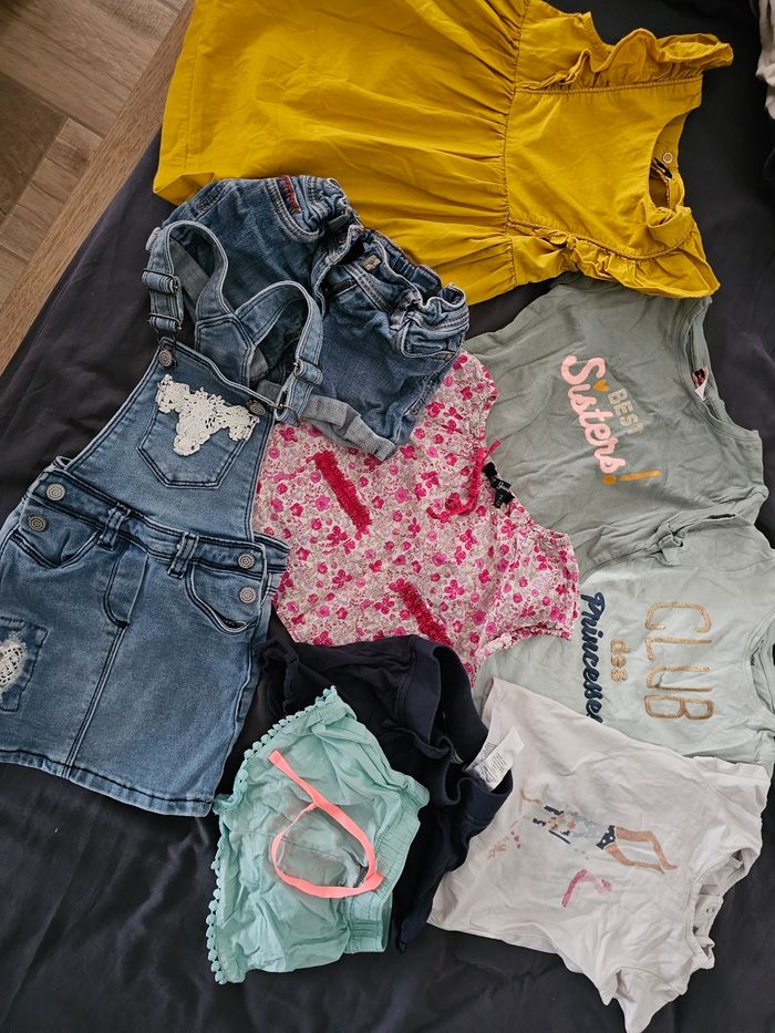 Lot vêtements 2 ans - photo numéro 1