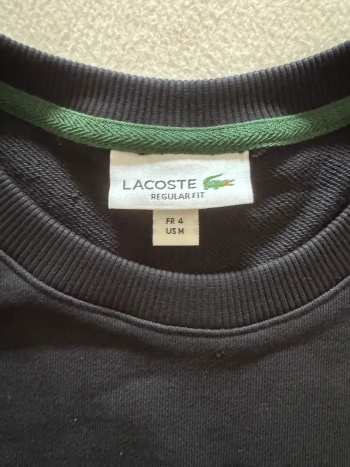 Sweat bleu marine Lacoste taille M - Grand Logo - Neuf - Valeur 150€ - photo numéro 4