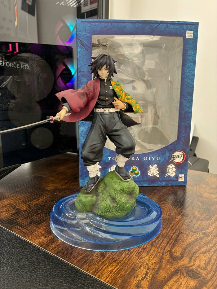 Figurine Megahouse GEM Demon Slayer Giyu Tomioka (Avec Boite)