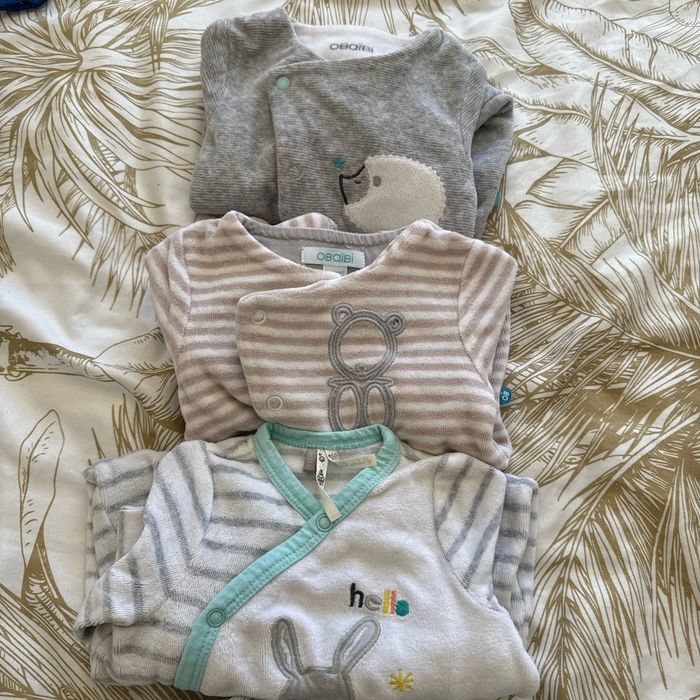 Lot pyjama 1mois - photo numéro 3