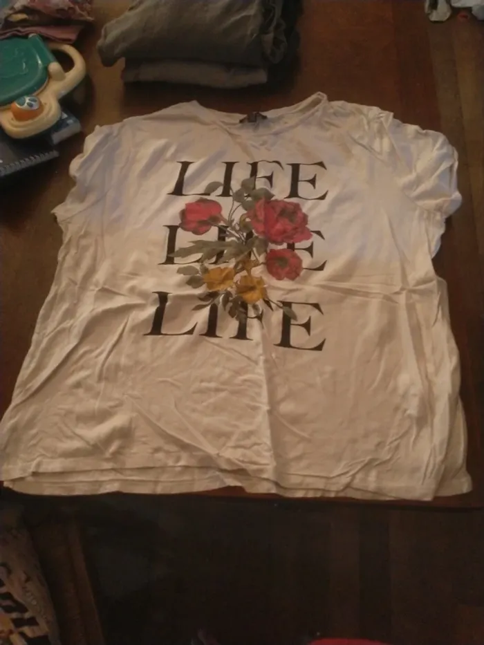 T-shirt