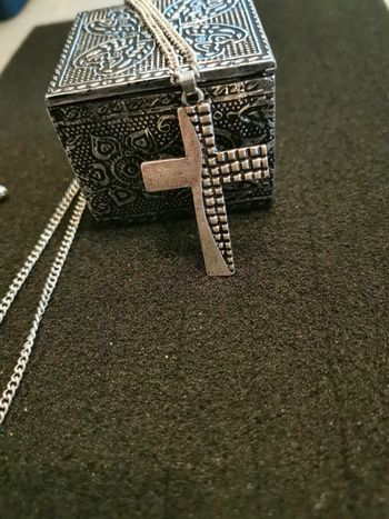 Collier et pendentif spirituel croix chrétienne