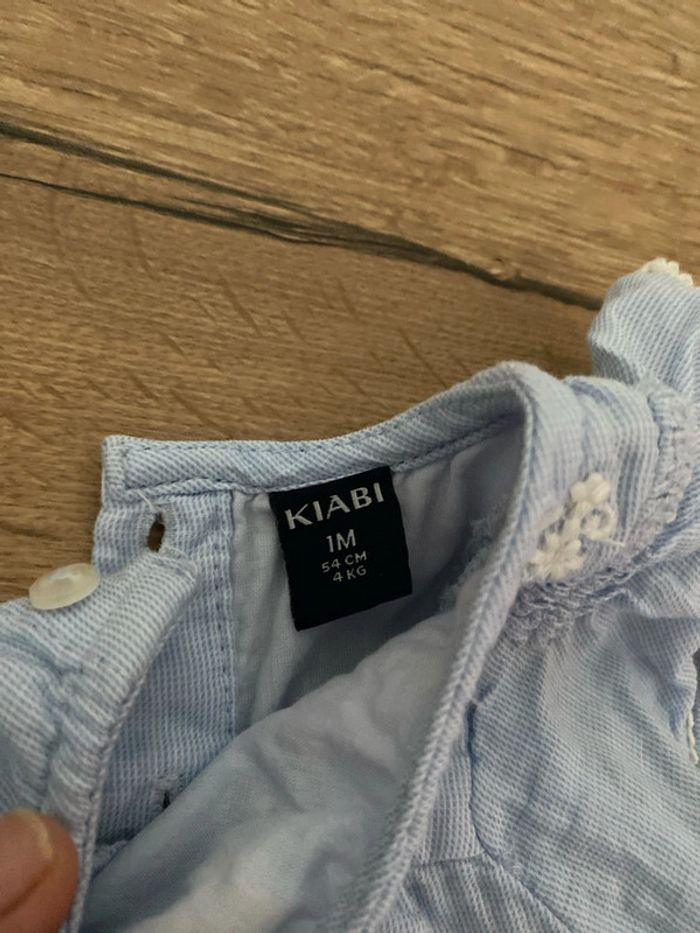 Robe 1 mois - photo numéro 2