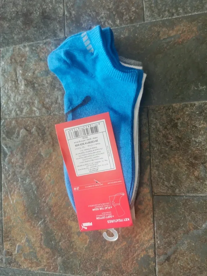 Lot de 4 paires de chaussettes de la marque PUMA en 35-38 - photo numéro 3