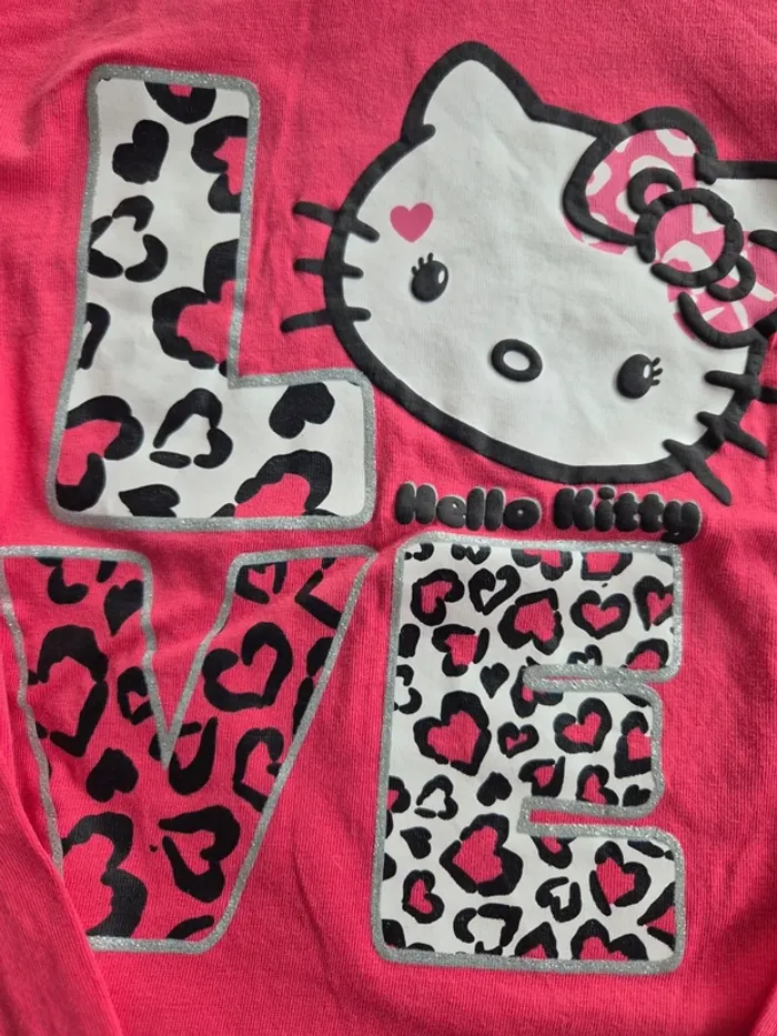 Lot T-shirts Hello Kitty et DPAM 6 ans en très bon état - photo numéro 3