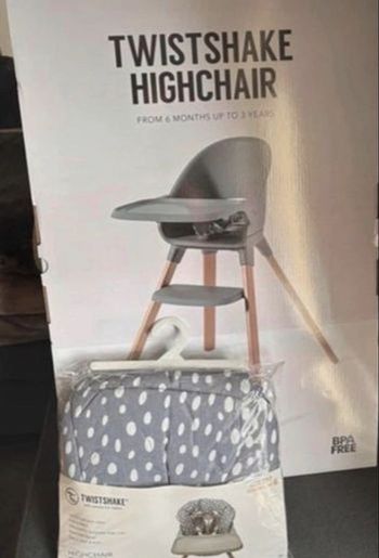 Chaise haute twistshake 