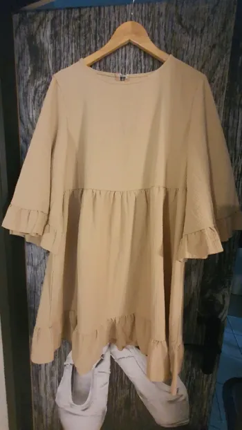 Robe pomponnette