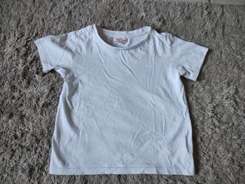 Tee-shirt DPAM courtes manches ou maillot de corps taille 5 ans