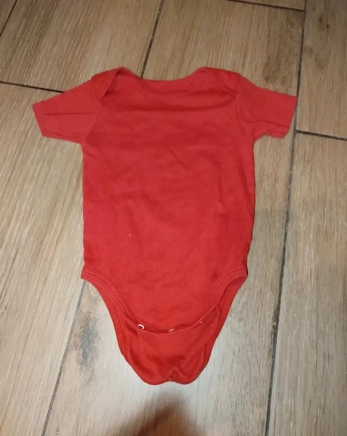 9 bodies bébé fille 24 mois manches courtes - photo numéro 3