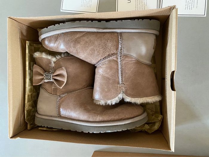 Mini UGG Swarovski taille 37 - photo numéro 3