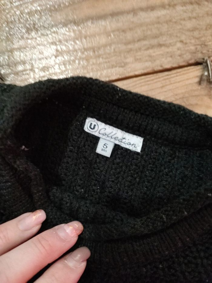 Pull en maille noire taille 5 ans - photo numéro 3