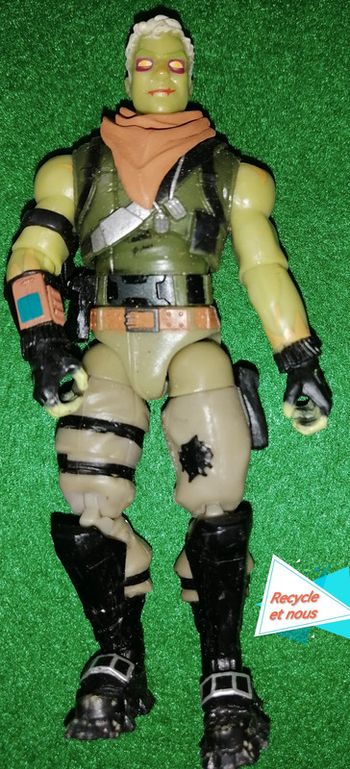 figurine fortnite  2019 epic