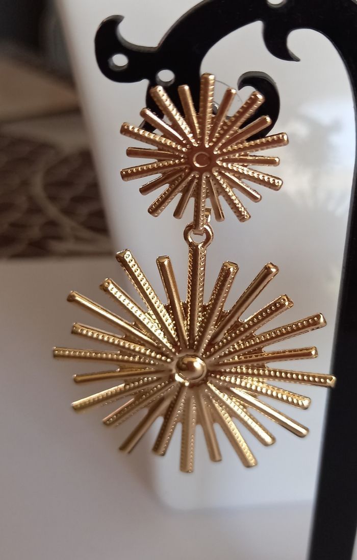 Boucles d'oreilles rayons de soleil - photo numéro 2