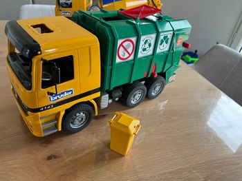 Camion poubelle druder