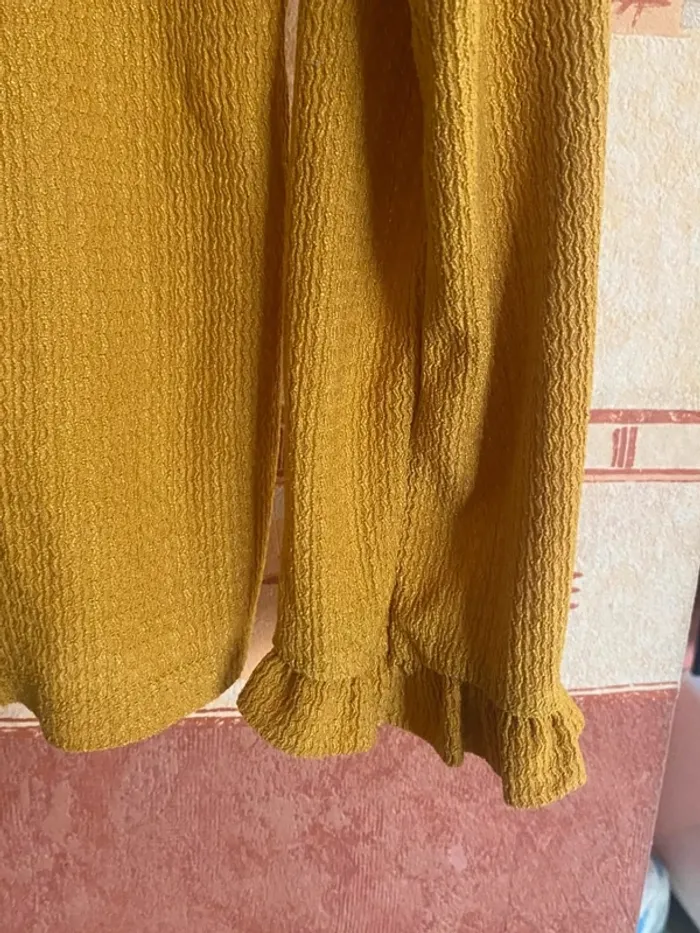 💛 Blouse femme jaune moutarde – Kiabi – Taille 38 – Très bon état 🌼 - photo numéro 6