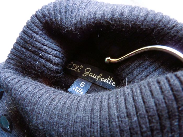 Pull col roule Fille Lili Gaufrette 6 ans TBE noir angora - photo numéro 4