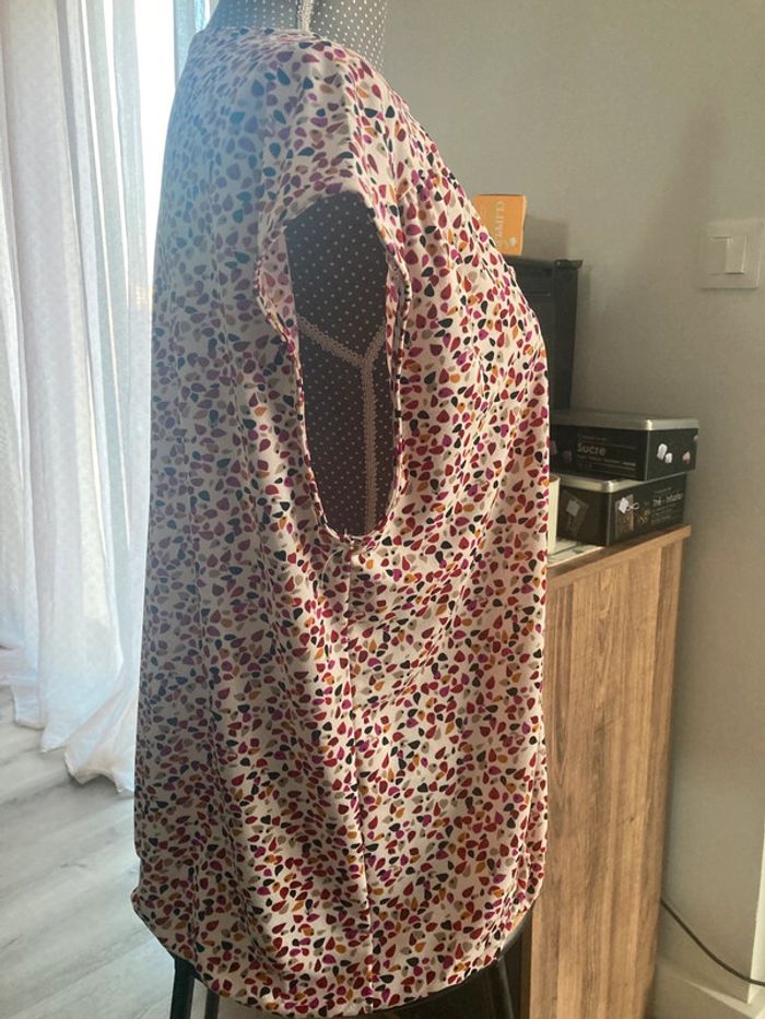 Haut sans manches Taille 3 - photo numéro 6