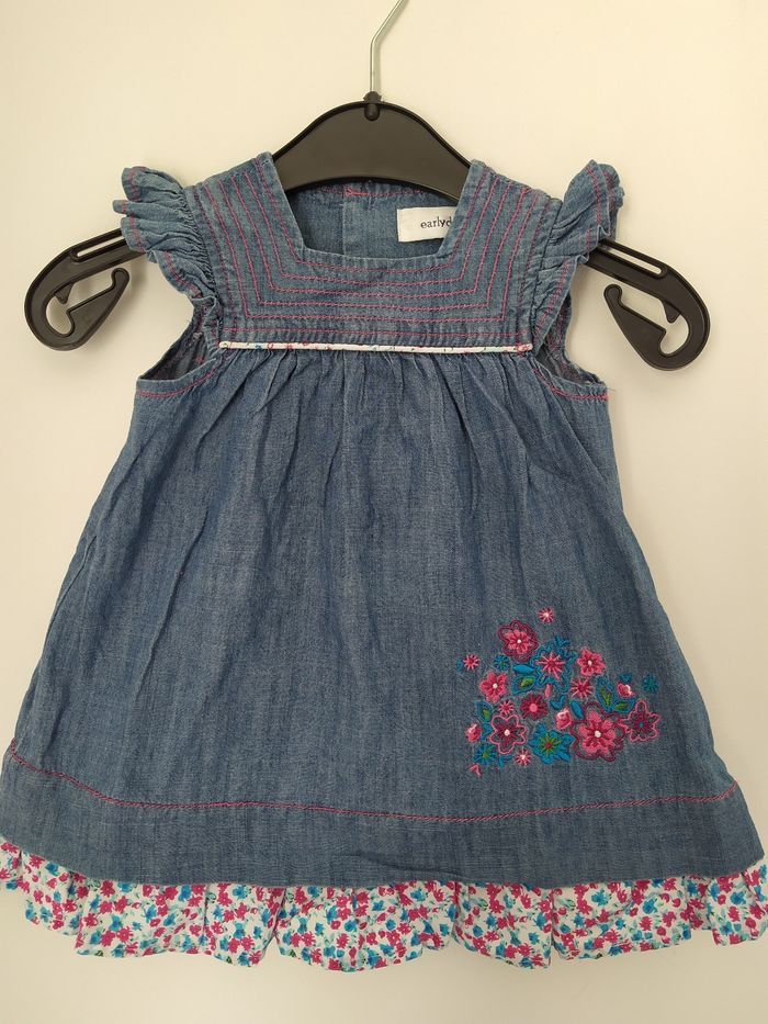 Robe jean's fleurie 3 mois