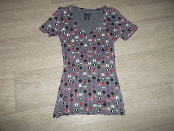 Tee shirt ROXY gris et multicolore sigle et marque partout taille M TBE