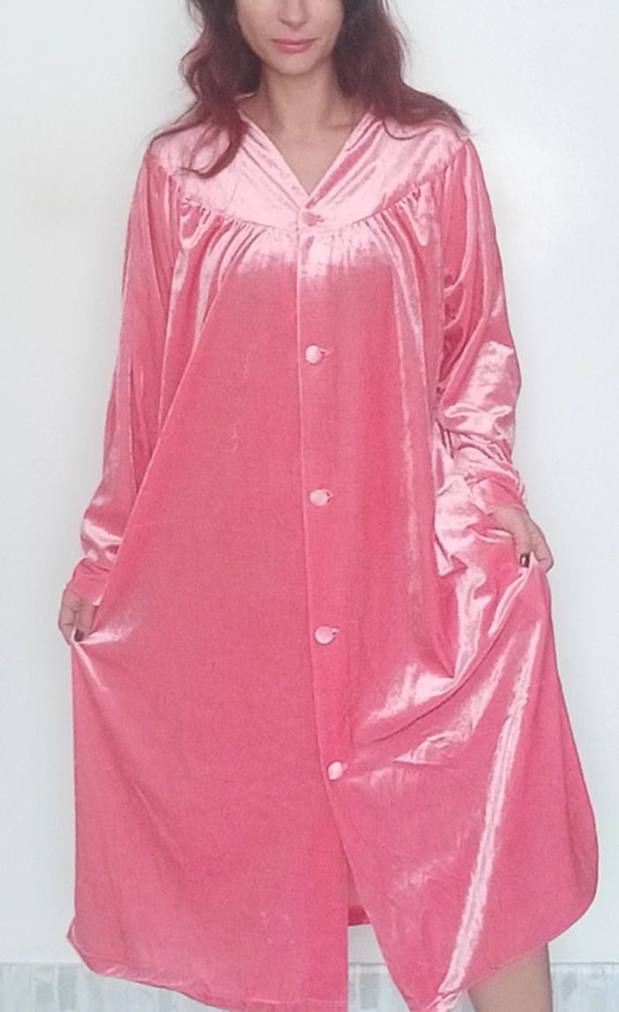 Chemise de nuit en velours vintage grande taille - photo numéro 4