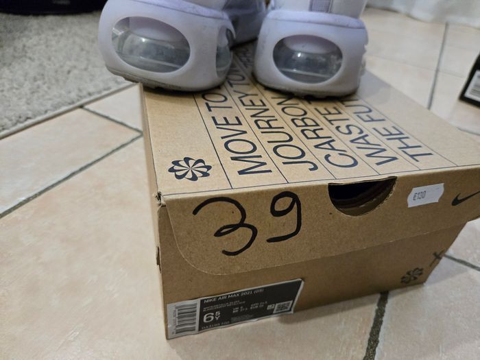 Basket Nike air taille 39 - photo numéro 5