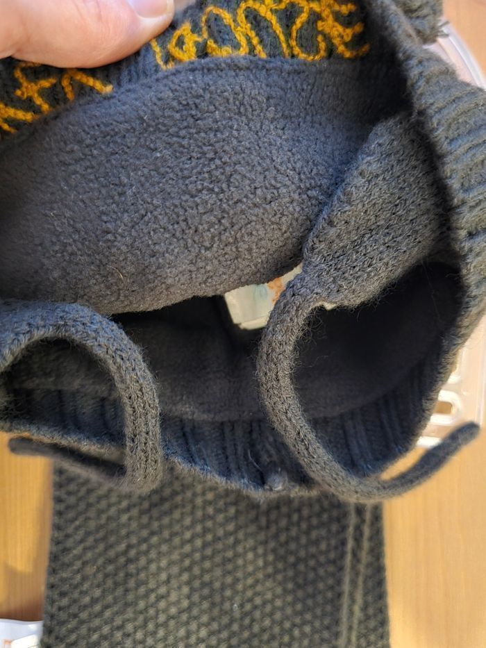 NEUF(NON PORTÉ)🏷💙😍🤩superbe  ensemble bonnet , écharpe 12 mois garçon💙💙💙 - photo numéro 4