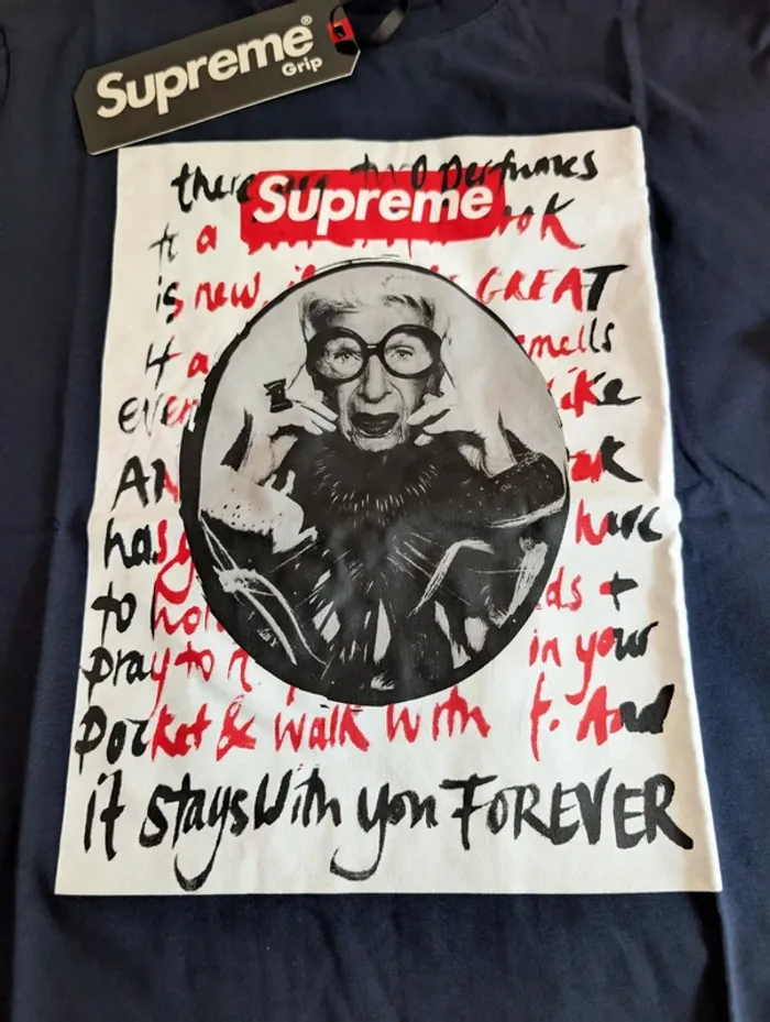 T-shirt supreme. Neuf. Taille L - photo numéro 6