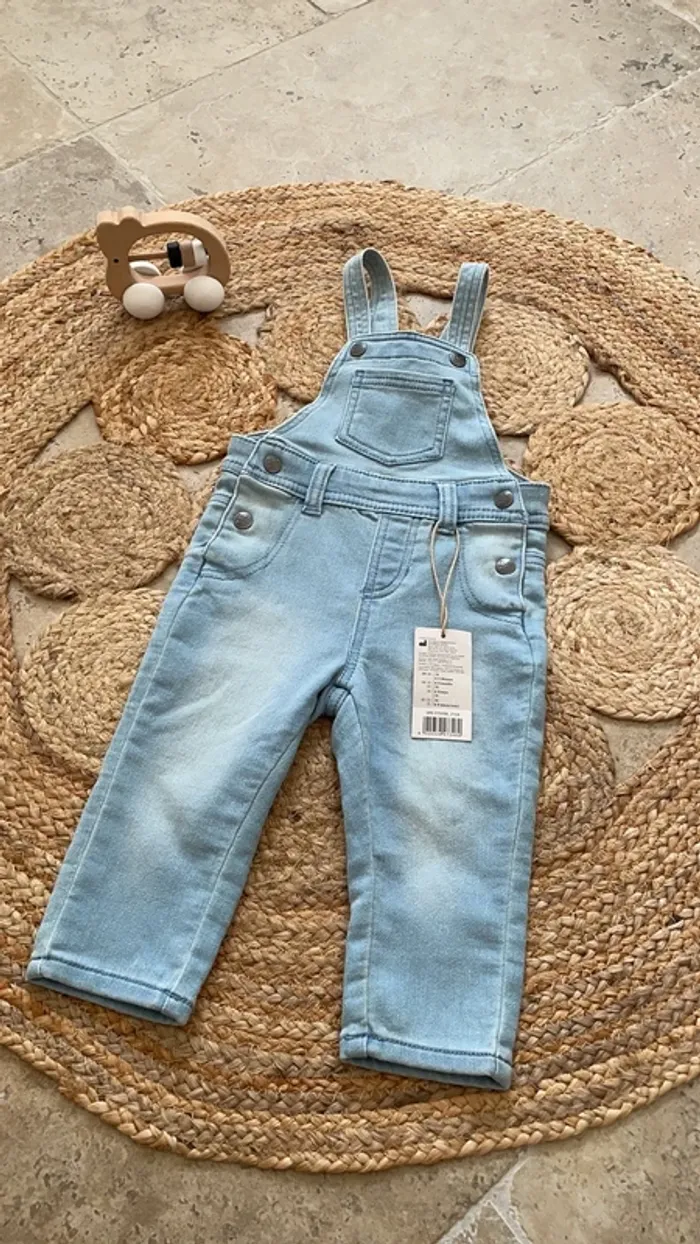 Salopette en jean 6/9 mois