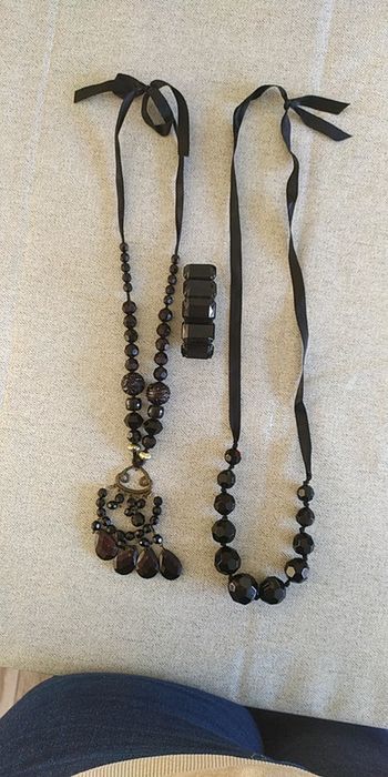 Colliers et bracelet