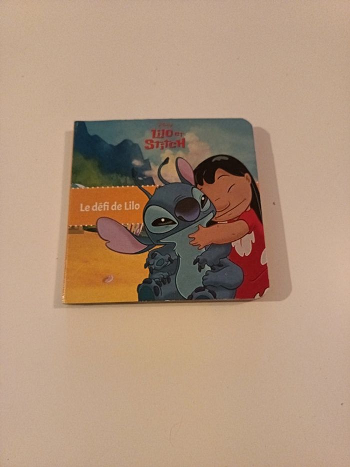 Mini livre Lilo et Stitch