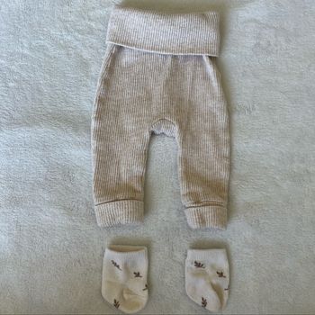 Ensemble pantalon/chaussettes bébé