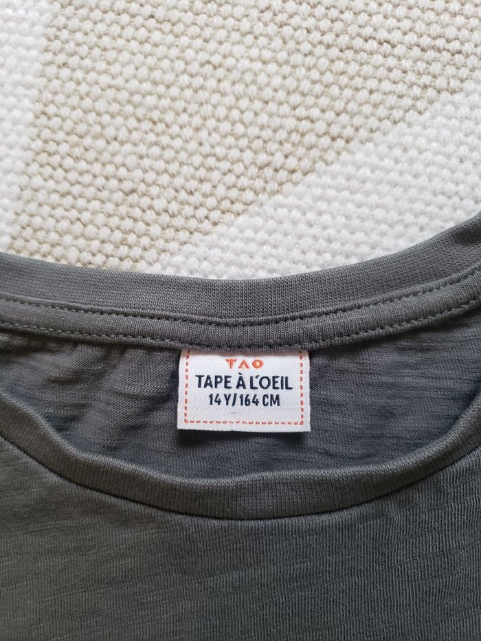 💛NEUF top kaki💚14 ans🧡 - photo numéro 3