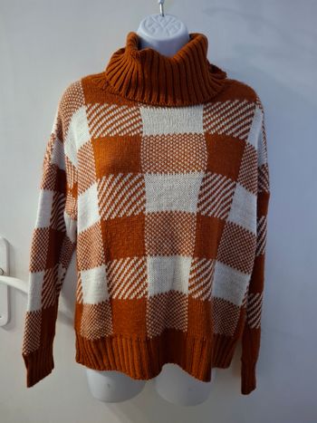 Pull maison Clotilde taille unique max taille 40 en très bon état
Longueur 60 cm
Largeur aisselle à aisselle 56 vm
#tailleunique_youch202