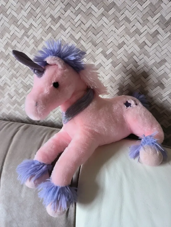 Peluche licorne rose longue 35cm Frimouzz