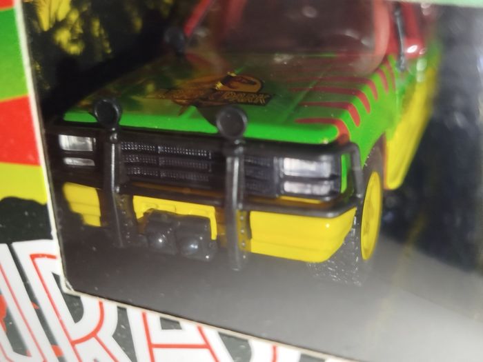 Jada Toys Jurassic Park 30ême Anniversaire Ford Explorer 1/32 - photo numéro 7