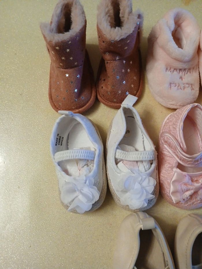 Lot 5 paires de chaussures 🩰 fille - photo numéro 2