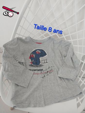 Sweatshirt Léger taille 8 ans