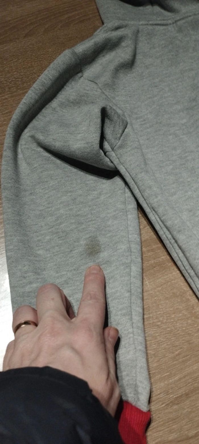 4 sweats à capuche taille 7/8 ans - photo numéro 11