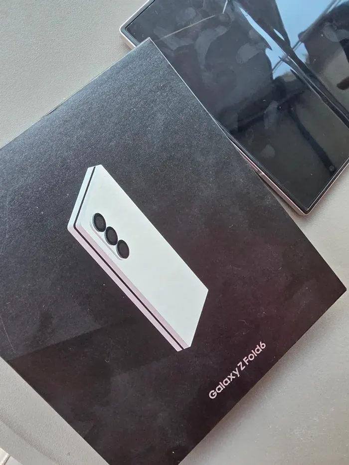 Samsung galaxy Z fold 6 - photo numéro 9