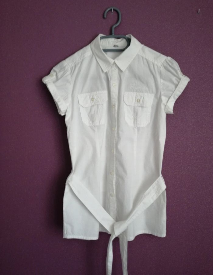 Chemise / tunique Kaporal
14 ans