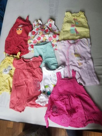 Lot fille 3 mois (robes, combinaisons …)