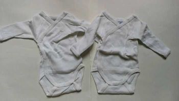 Lot de 2 bodies blanc ML 1  mois 54 cm Petit Bateau