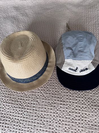 Lit chapeau et casquette Kiabi 