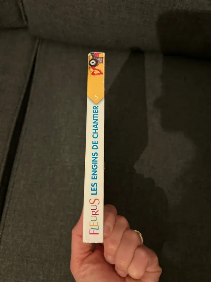 Livre devine les engins de chantier - photo numéro 9