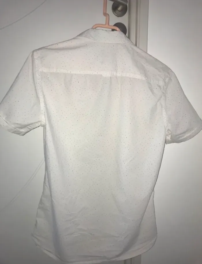 marque jules homme slim M chemise manches courtes Blanche avec points bleu et rouge - photo numéro 7