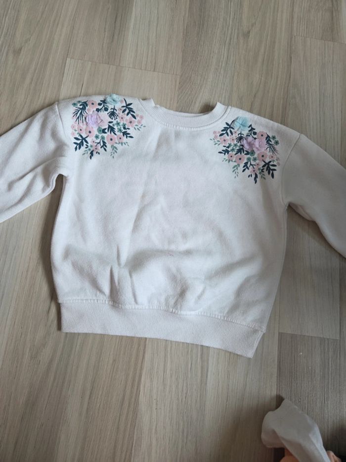 Swear fleurie taille 4 ans primark