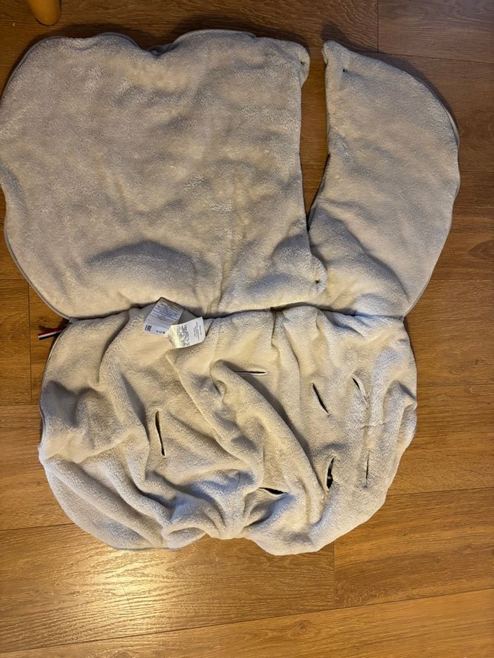 Chancelière Red Castle - photo numéro 2