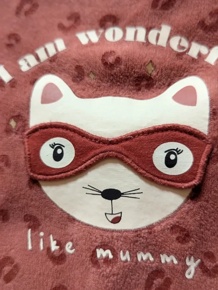 Pyjama Kiabi Taille 3 mois 56-67 cm Chat masqué & message craquant : "I am wonderful like mummy" - photo numéro 4